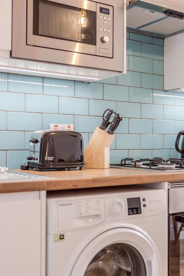 Modern Cosy London Flat By Damask Homes Ilford Eksteriør bilde